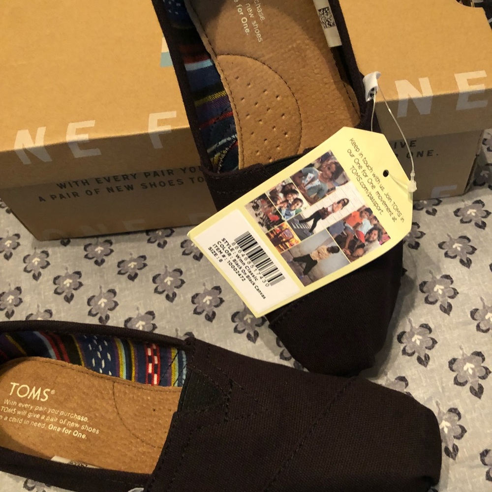 All black canvas toms